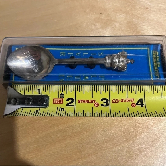 Silver Collectors Spoon Sweden stamp in Bowl Swiss Crown on handle w/box - Picture 5 of 5